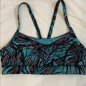 Lululemon sports bra with no padding